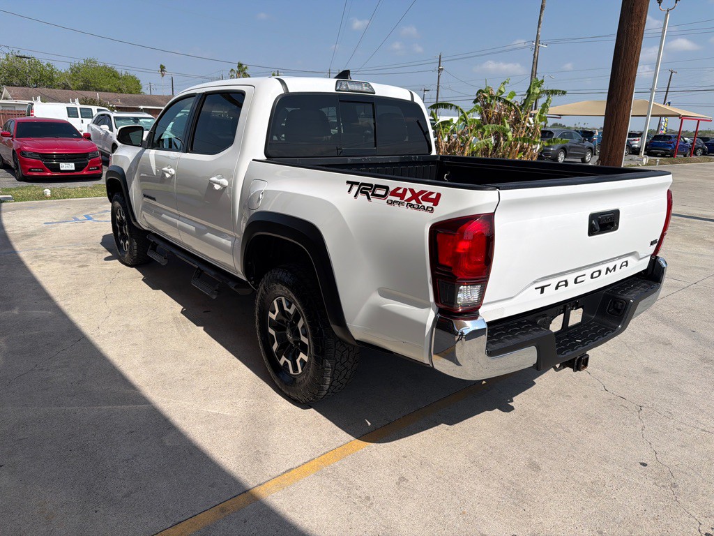 2019 Toyota Tacoma Image 5