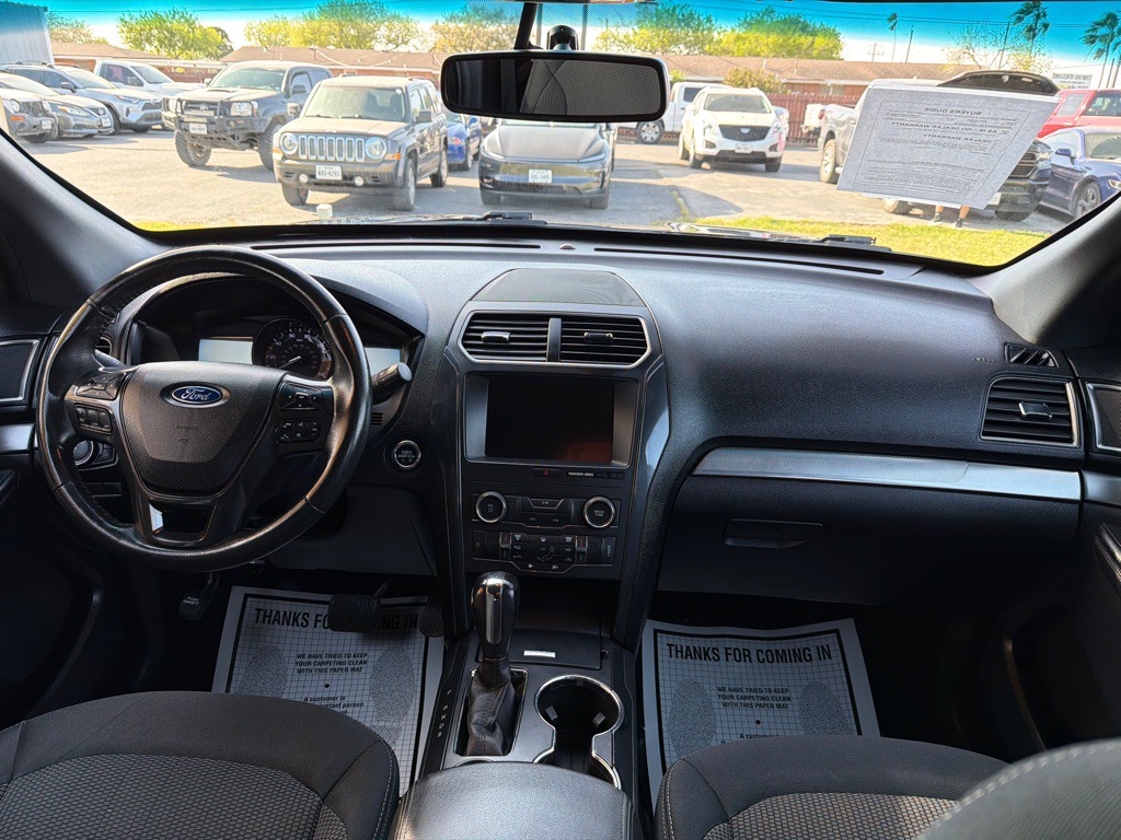 2019 Ford Explorer Image 15