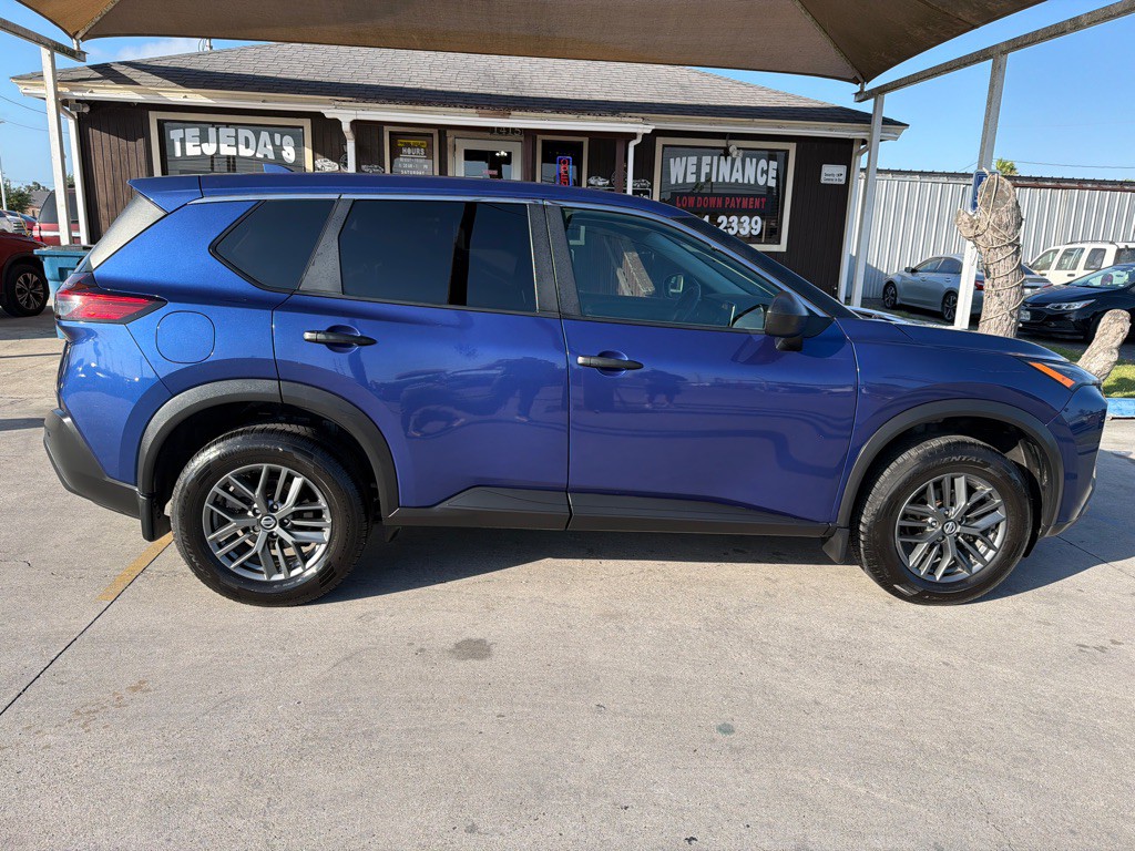 2021 Nissan Rogue Image 8