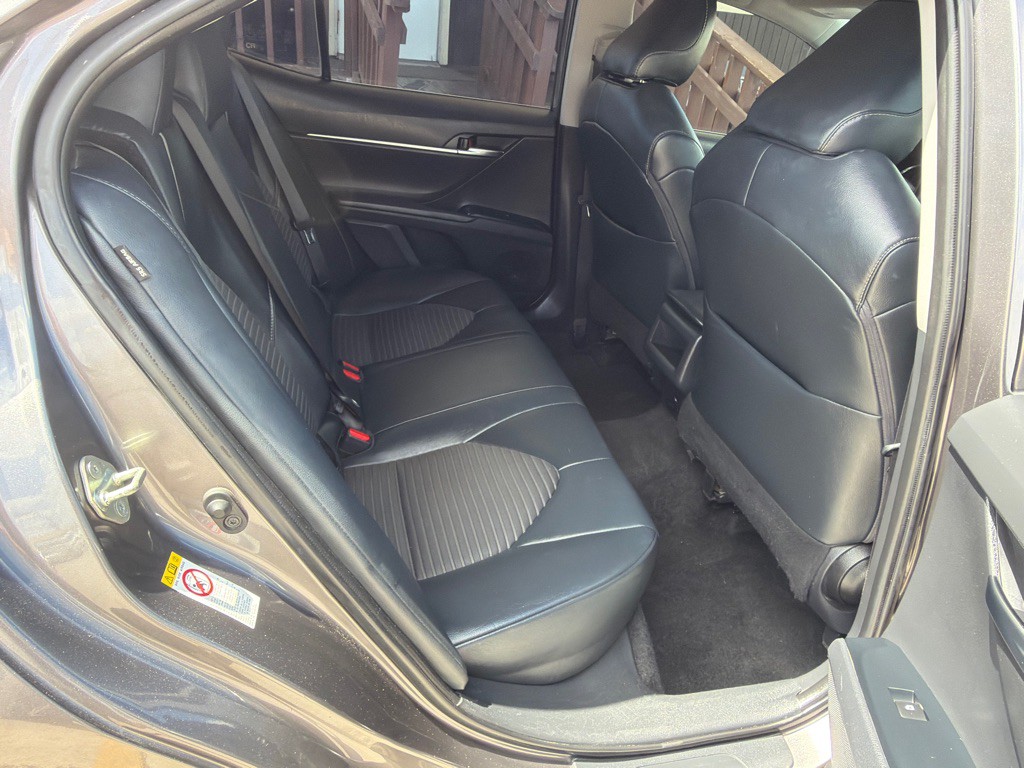 2019 Toyota Camry Image 13