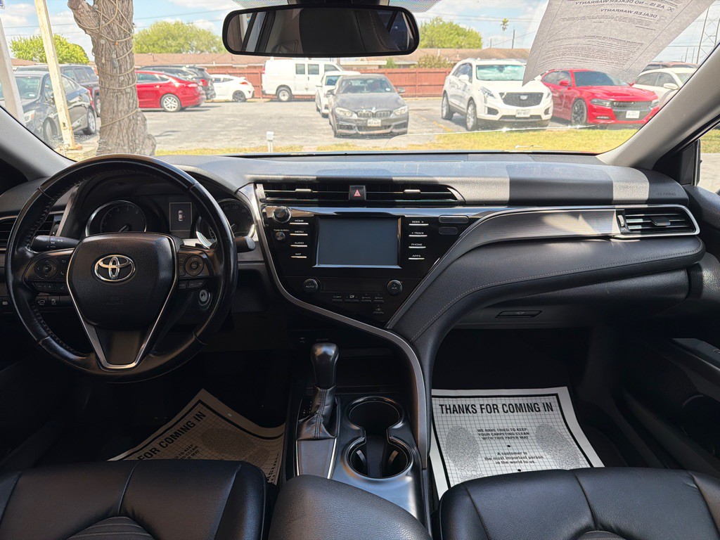 2019 Toyota Camry Image 14