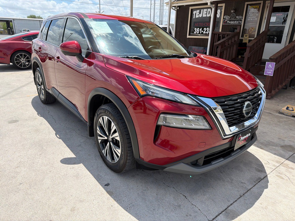 2021 Nissan Rogue Image 1