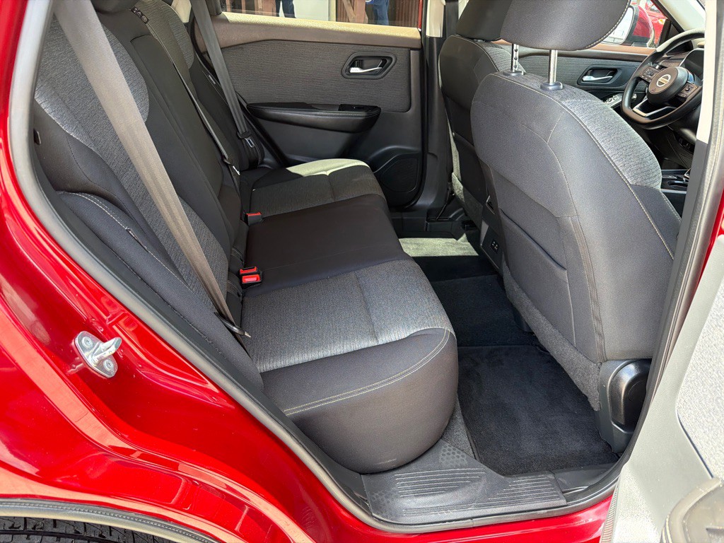 2021 Nissan Rogue Image 13