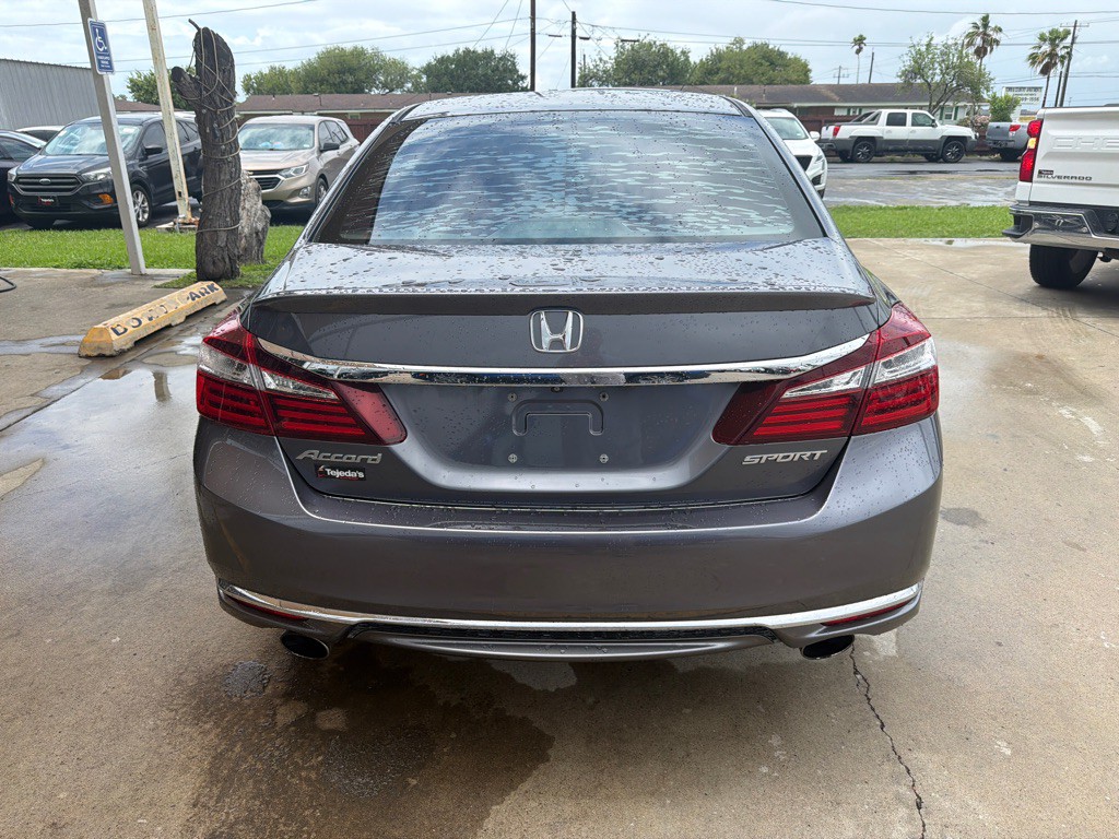 2017 Honda Accord Image 6