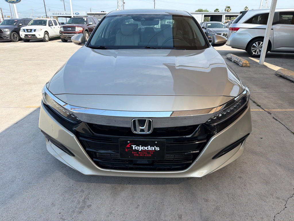 2018 Honda Accord Image 2