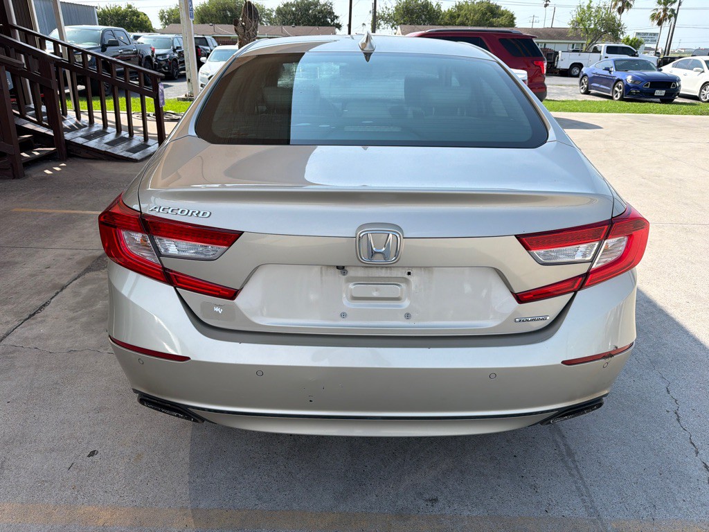 2018 Honda Accord Image 6