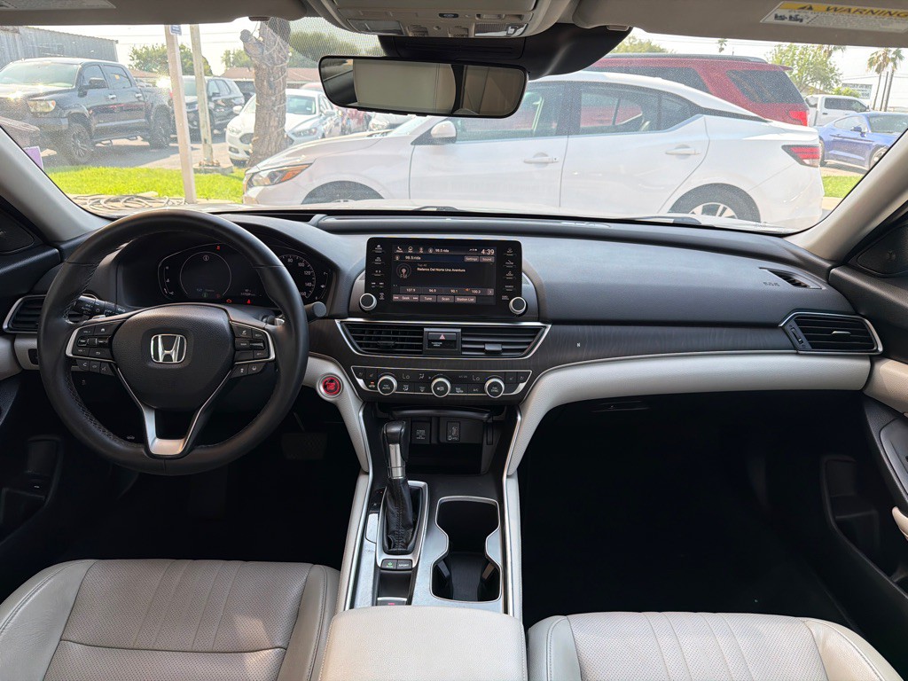2018 Honda Accord Image 15