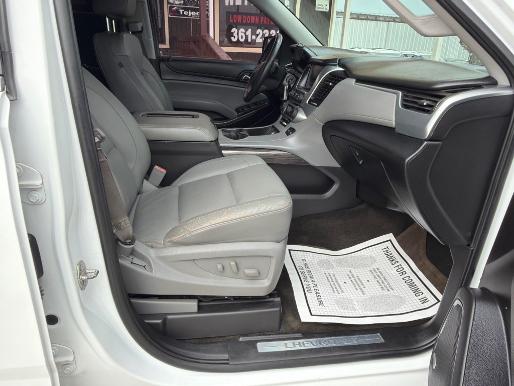2016 Chevrolet Tahoe Image 17