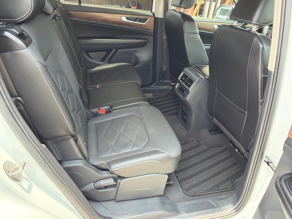 2024 Volkswagen Atlas Image 15