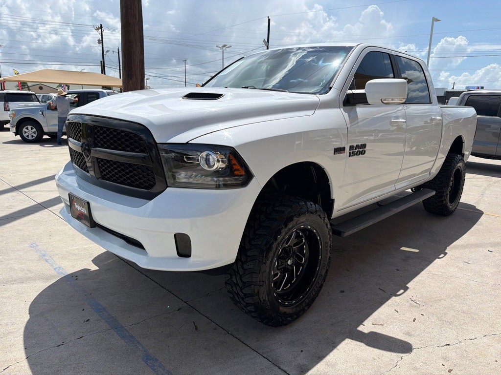 2018 RAM 1500 Image 3