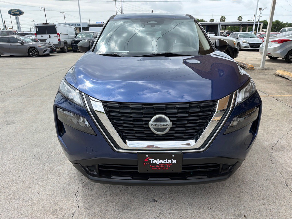 2021 Nissan Rogue Image 2