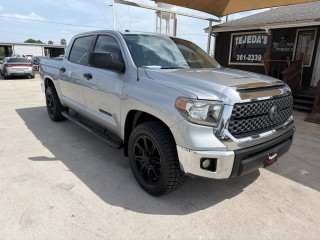 Image for 2018 Toyota Tundra CREWMAX SR5 ID: 7539690