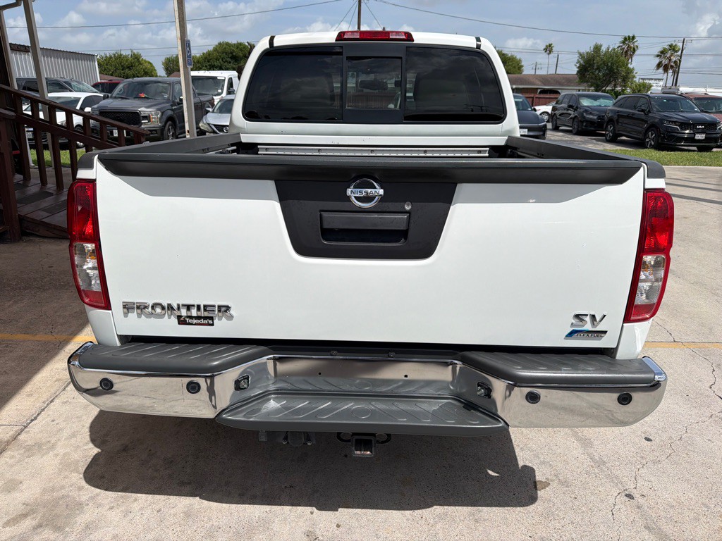 2017 Nissan Frontier Image 6