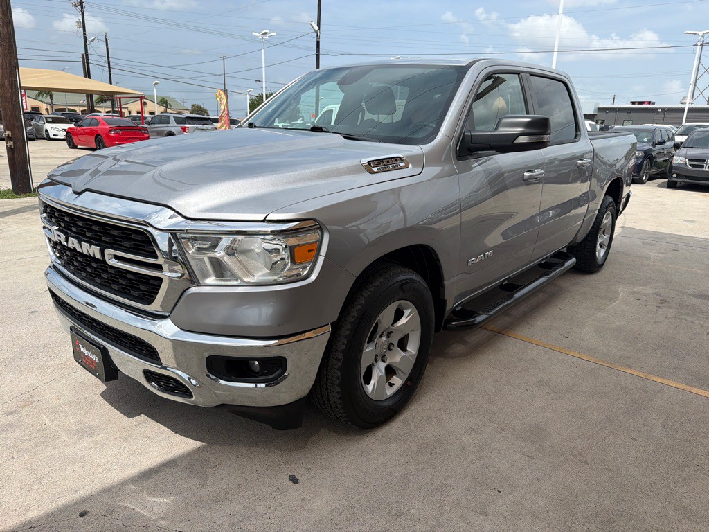 2022 RAM 1500 Image 3