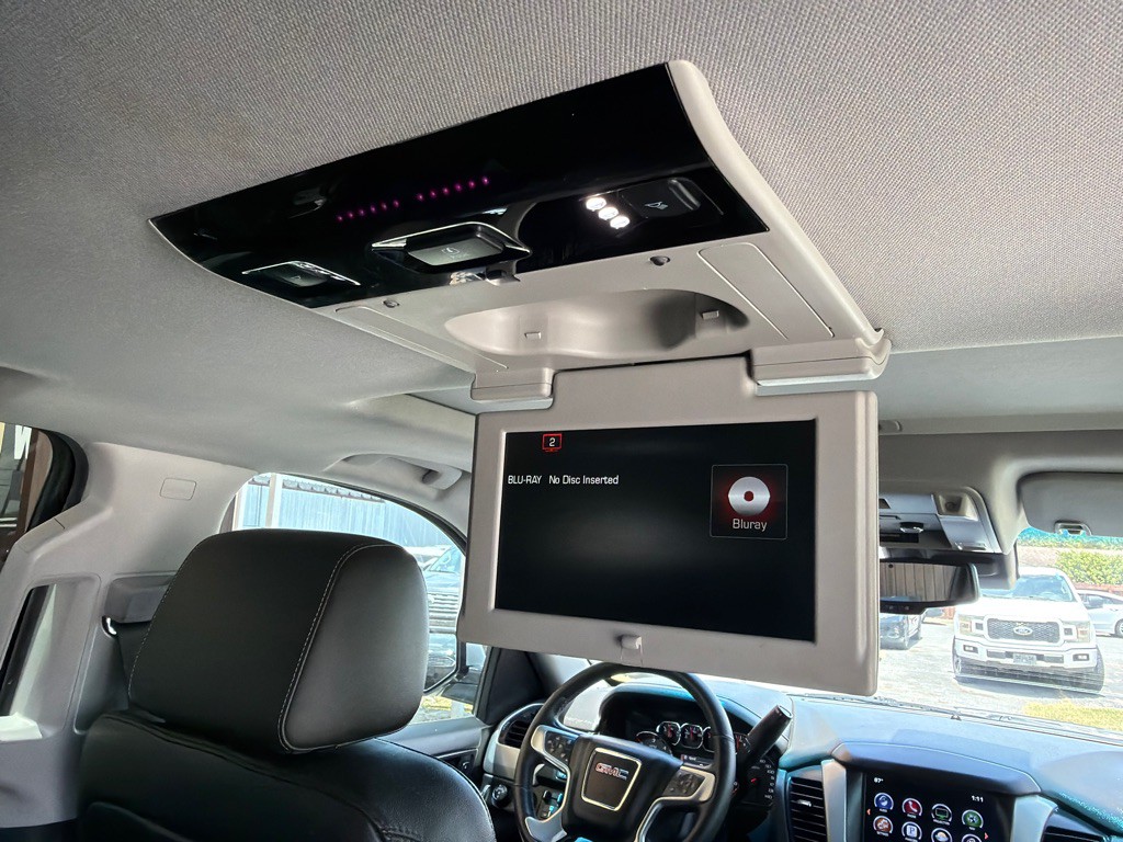 2016 GMC Yukon Image 16