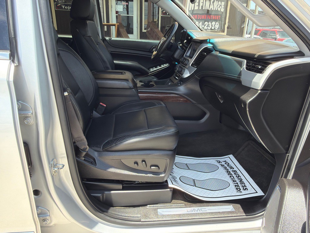 2016 GMC Yukon Image 18