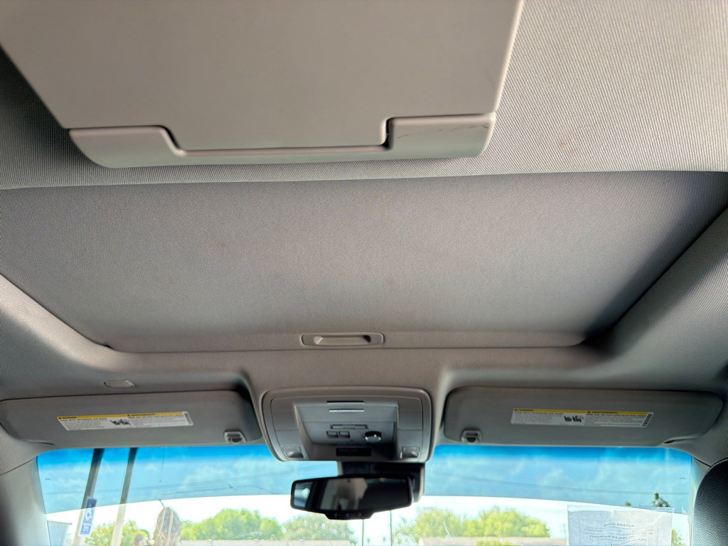 2018 Chevrolet Tahoe Image 16