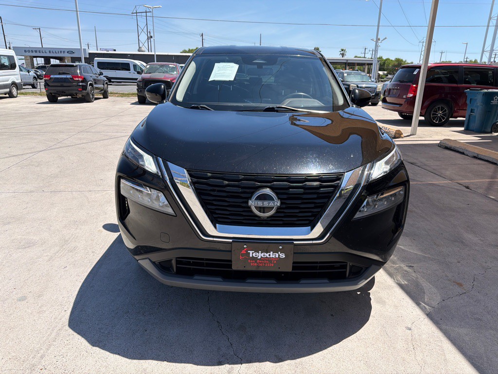2023 Nissan Rogue Image 2