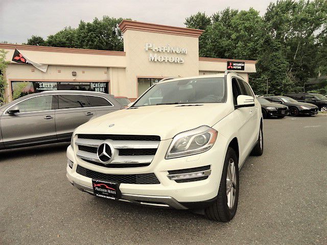 2013 Mercedes-Benz GL-Class Image 2