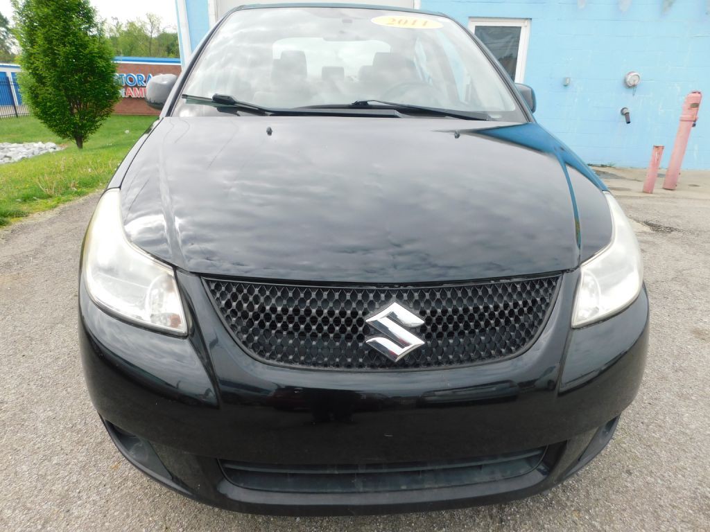 2011 Suzuki SX4 Image 3
