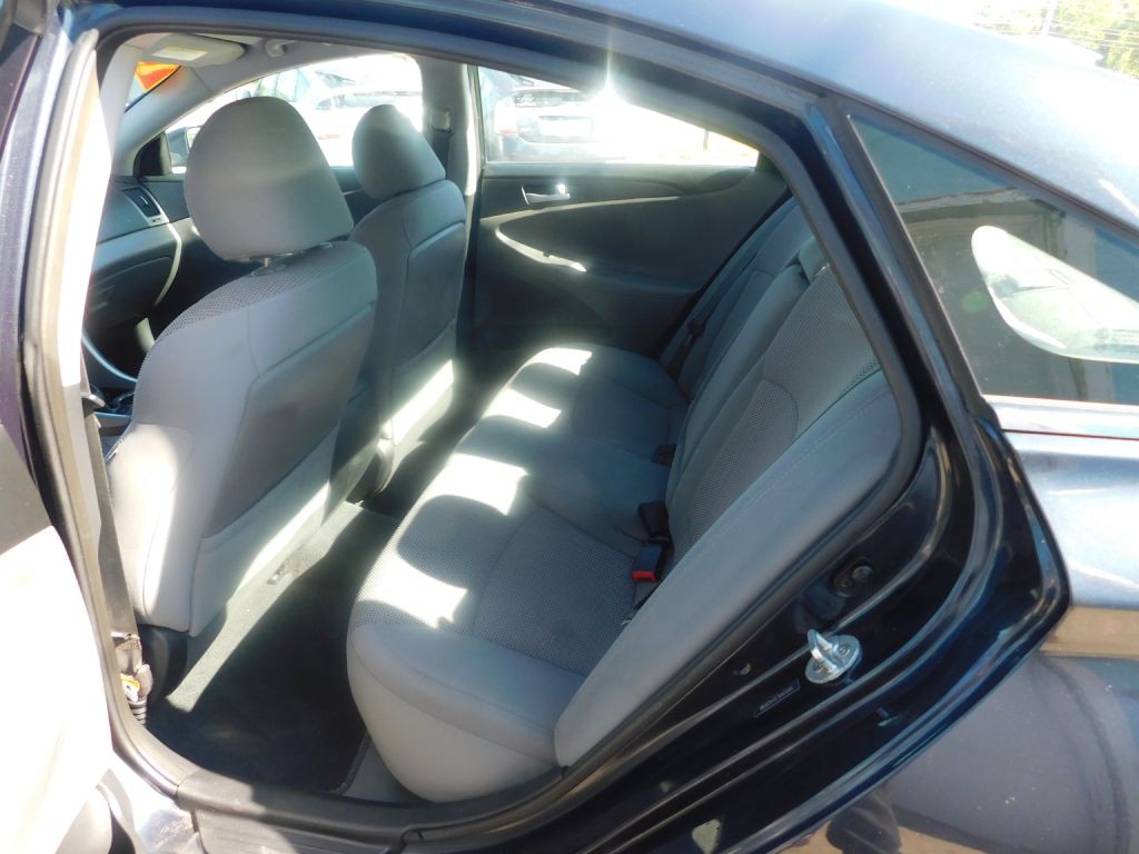 2013 Hyundai Sonata Image 11