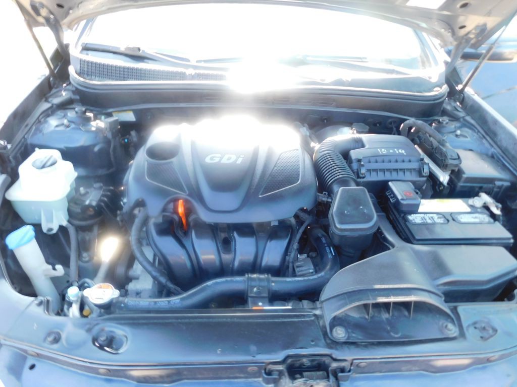 2013 Hyundai Sonata Image 18