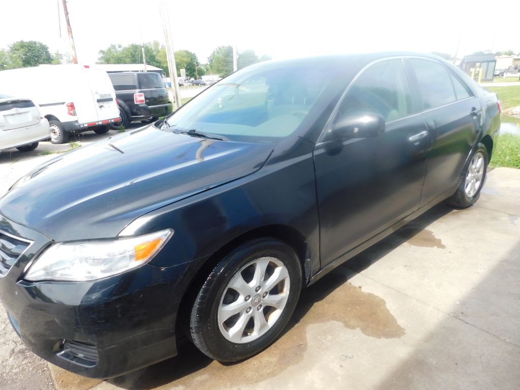 2011 Toyota Camry Image 7