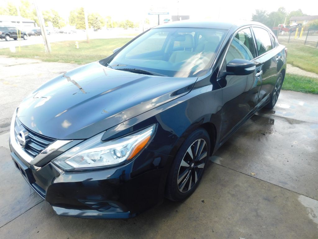 2018 Nissan Altima Image 8