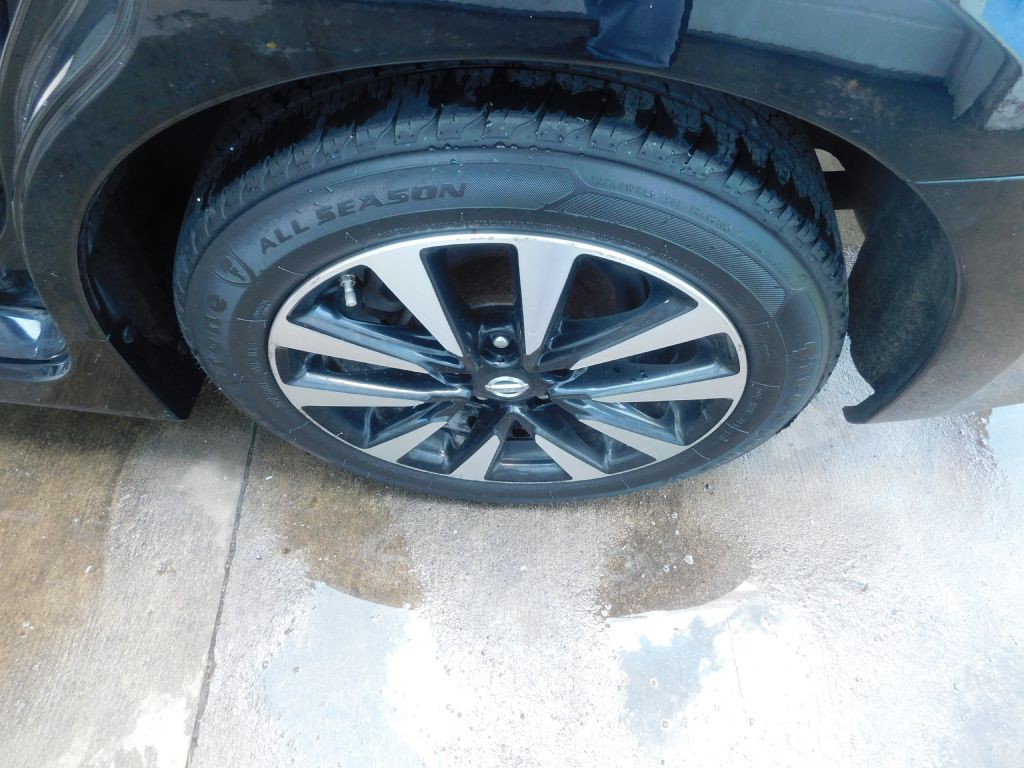 2018 Nissan Altima Image 15