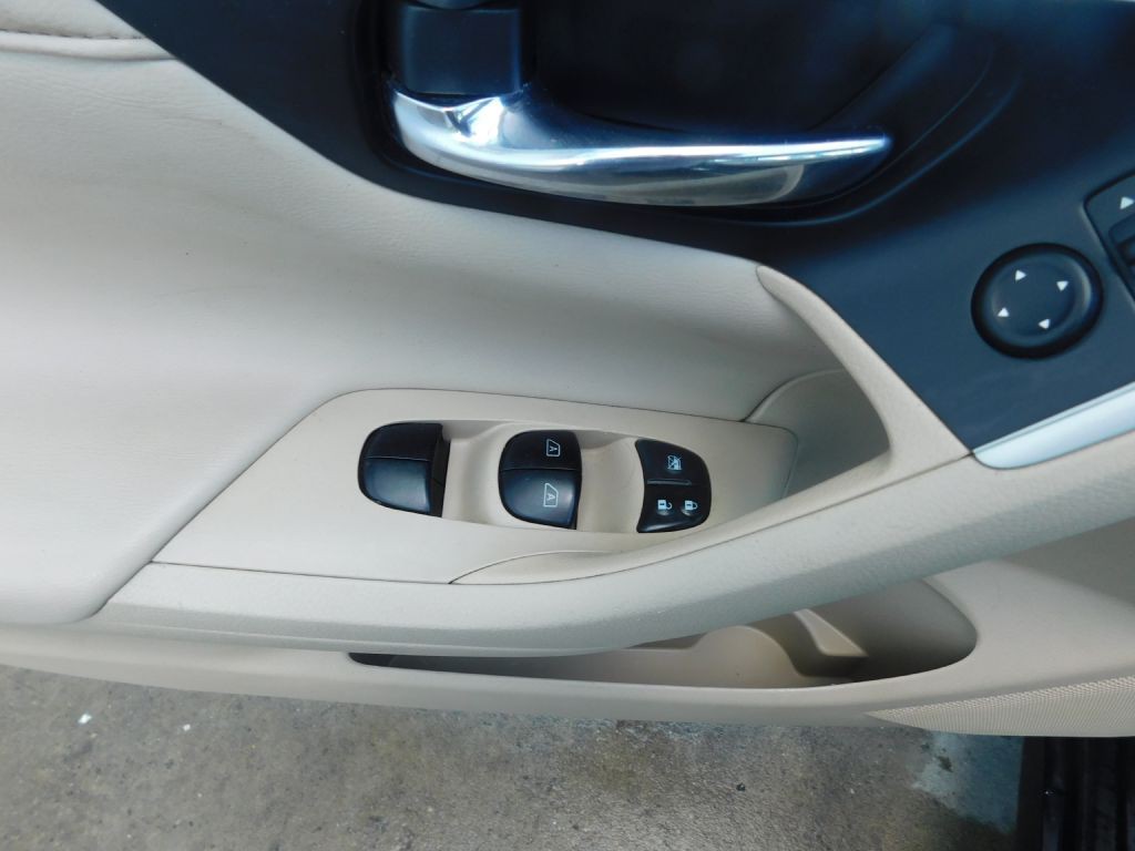 2018 Nissan Altima Image 17