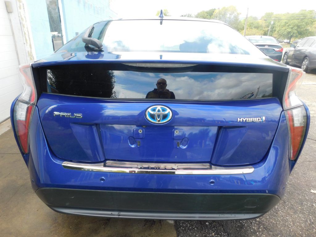 2017 Toyota Prius Image 6