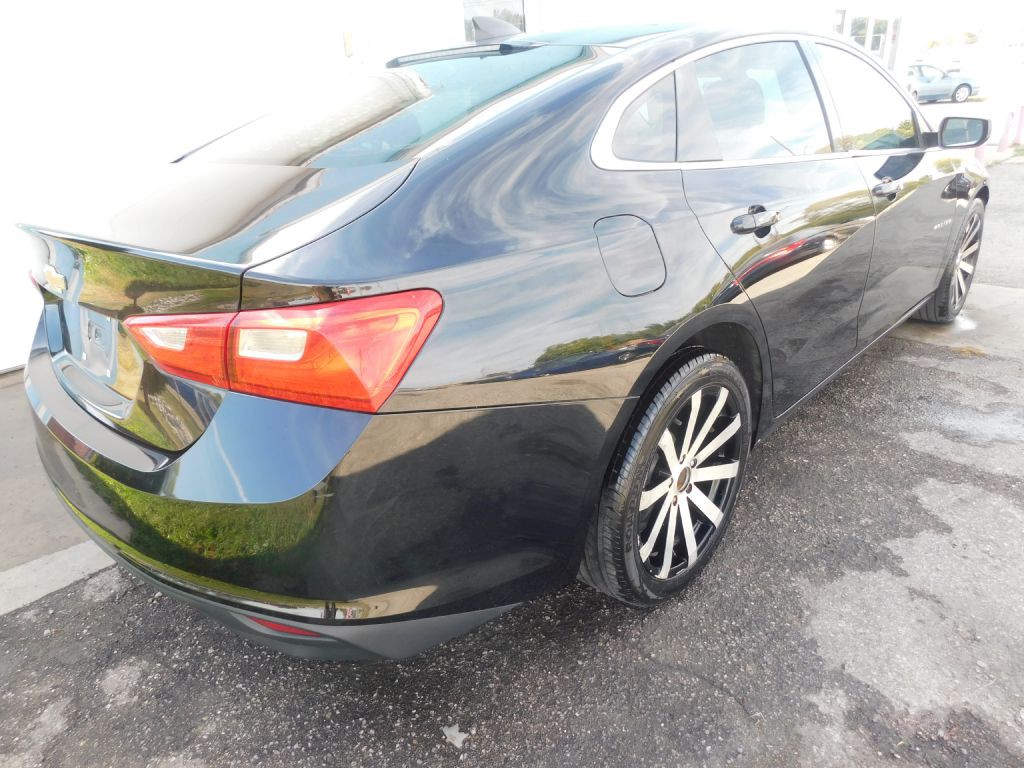2018 Chevrolet Malibu Image 5