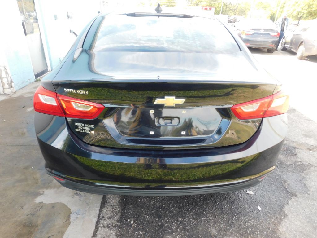 2018 Chevrolet Malibu Image 6