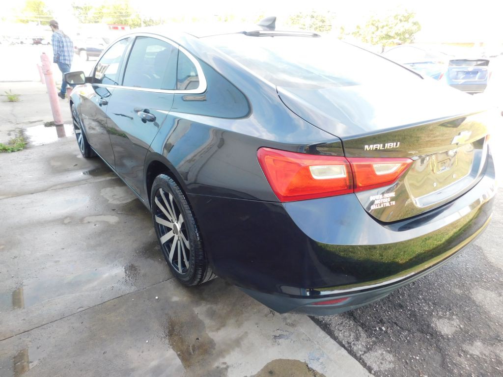 2018 Chevrolet Malibu Image 7