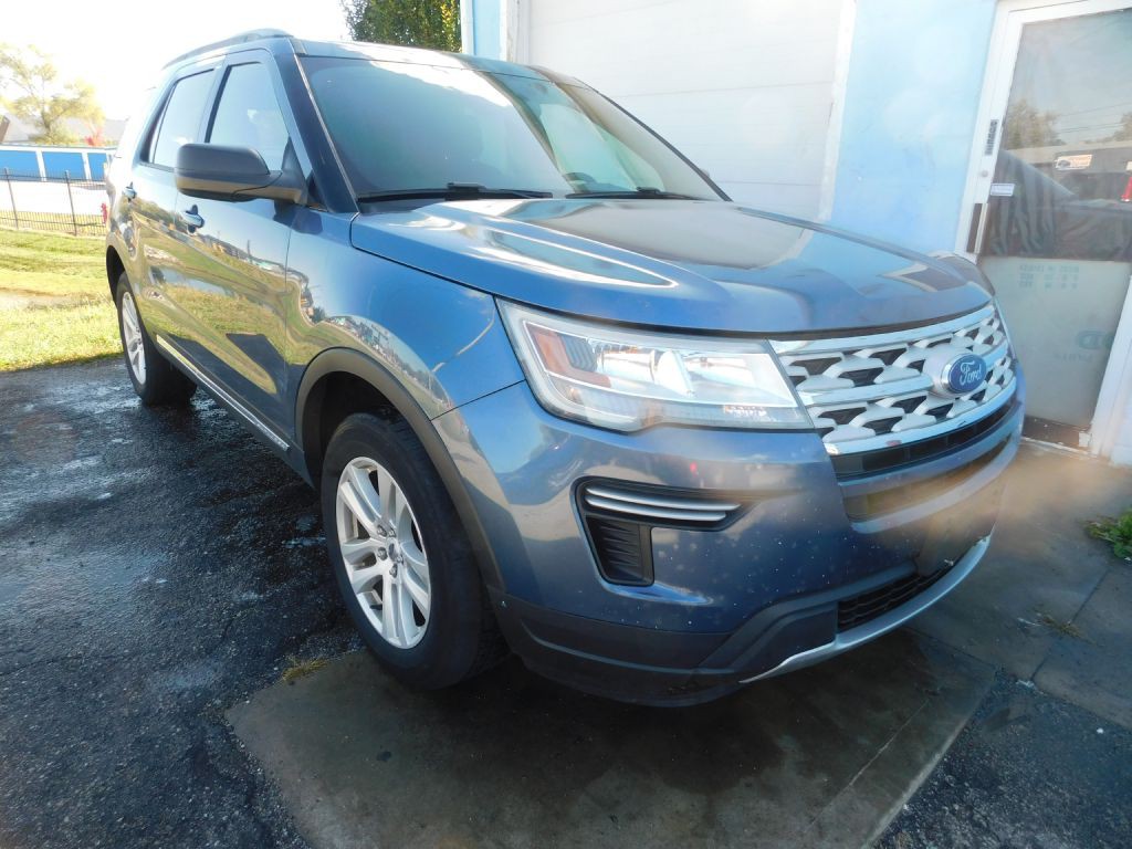 2019 Ford Explorer Image 1