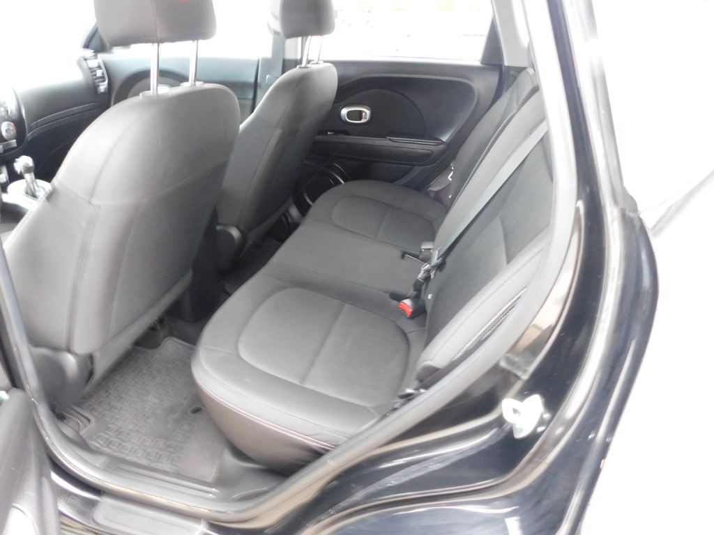 2017 Kia Soul Image 10