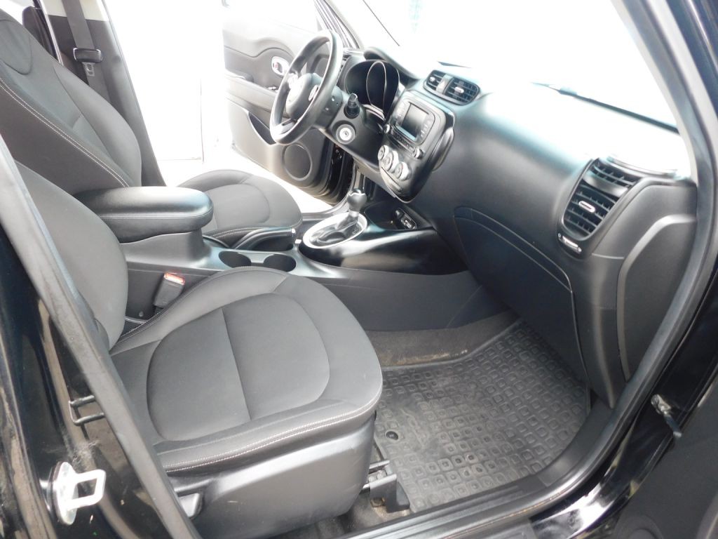 2017 Kia Soul Image 13