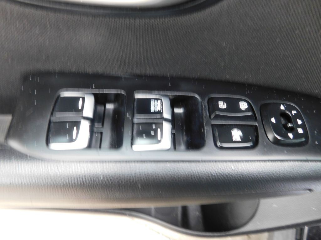 2017 Kia Soul Image 16