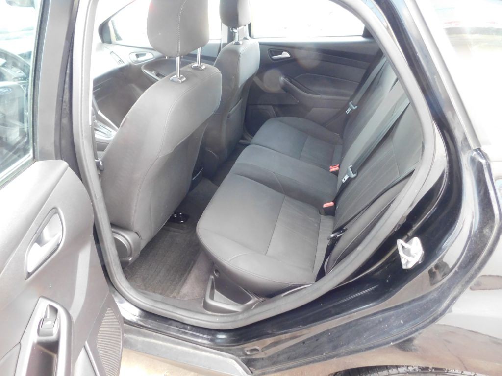 2018 Ford Focus Image 9