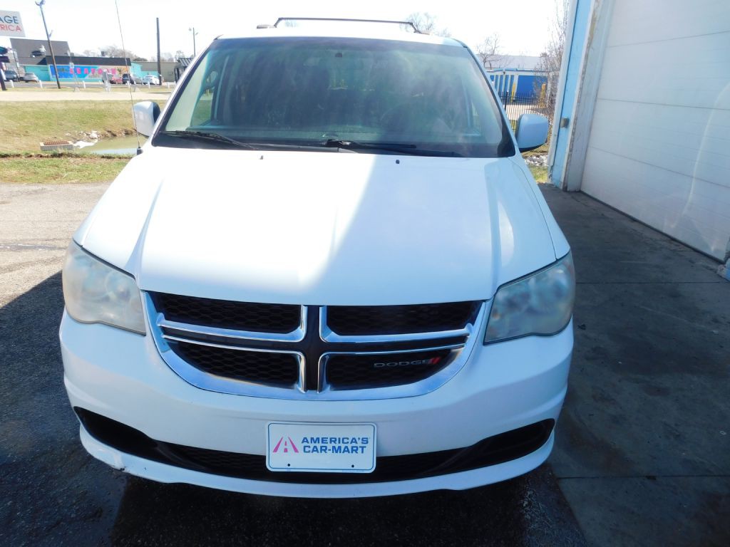 2014 Dodge Grand Caravan Image 2