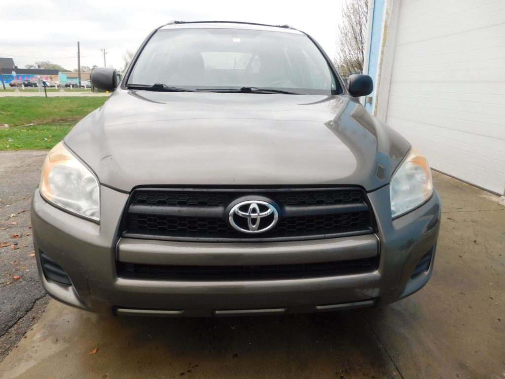 2011 Toyota Rav4 Image 2