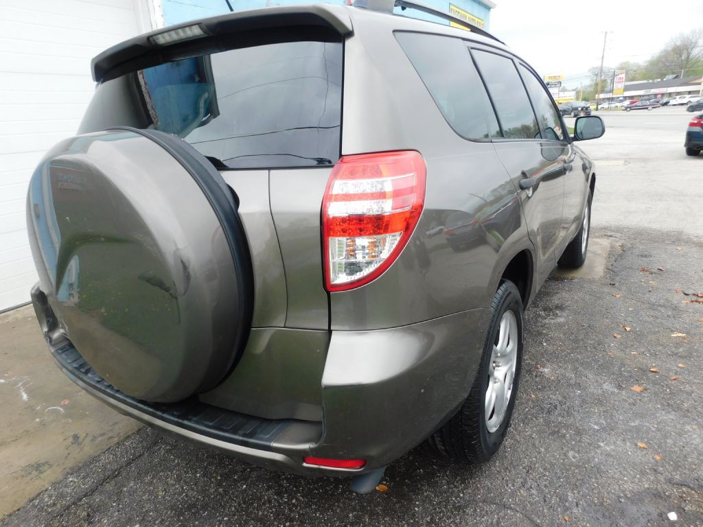 2011 Toyota Rav4 Image 5