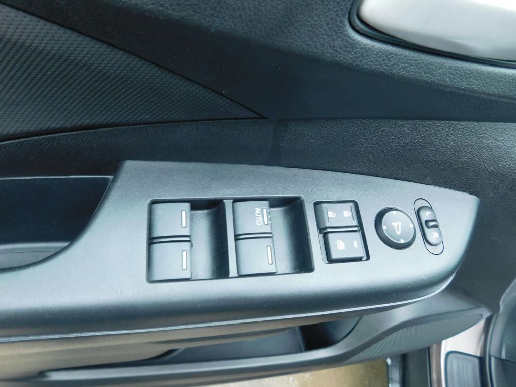 2012 Honda CR-V Image 16