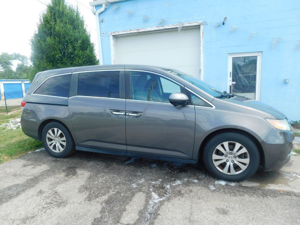2016 Honda Odyssey Image 3