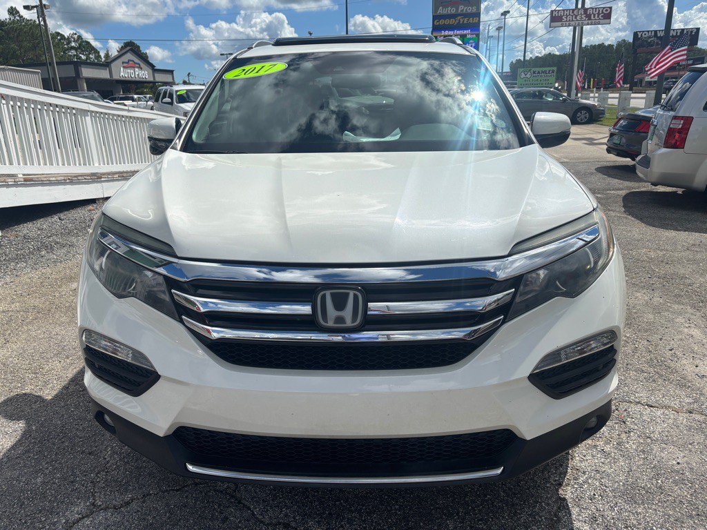 2017 Honda Pilot Image 2