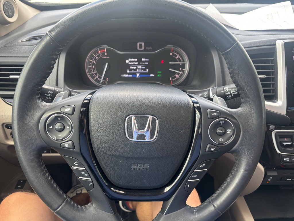 2017 Honda Pilot Image 14
