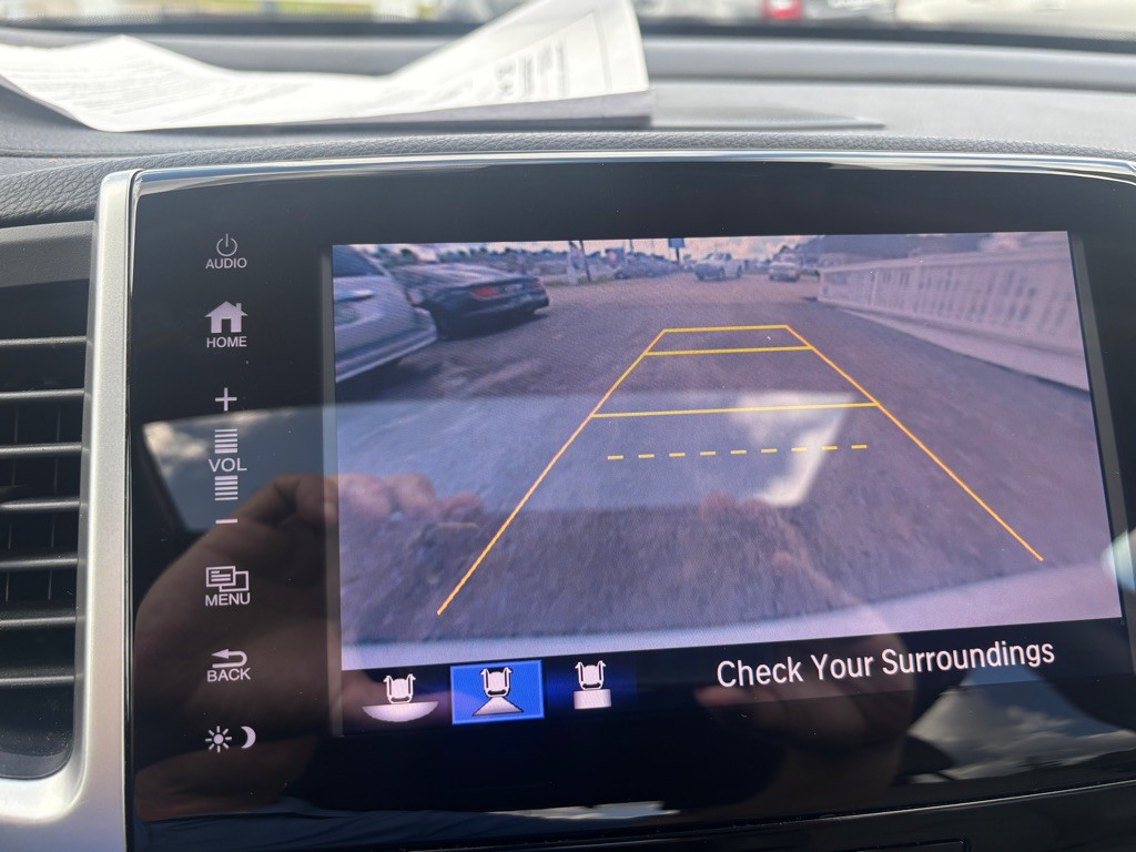 2017 Honda Pilot Image 17