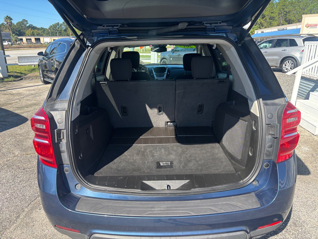 2017 Chevrolet Equinox Image 5