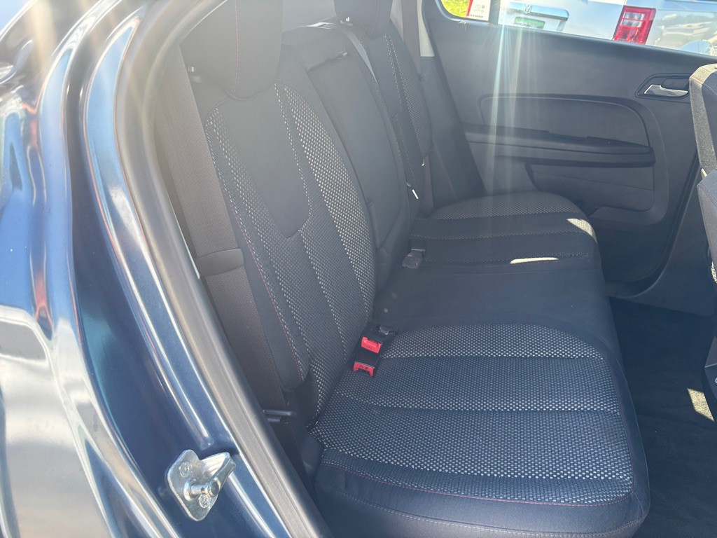 2017 Chevrolet Equinox Image 7