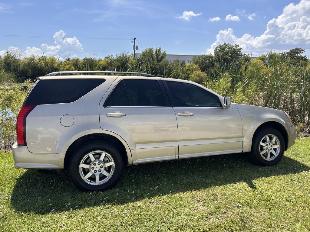 2007 Cadillac SRX Image 4